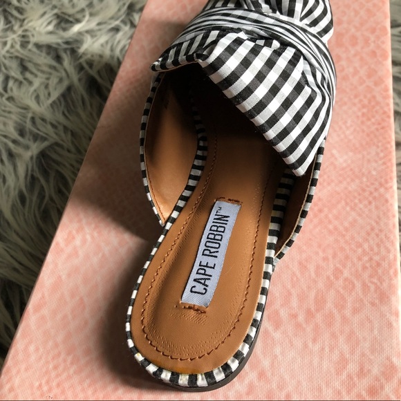 Cape Robbin Black White Checkered Slip On Loafers - Picture 4 of 6